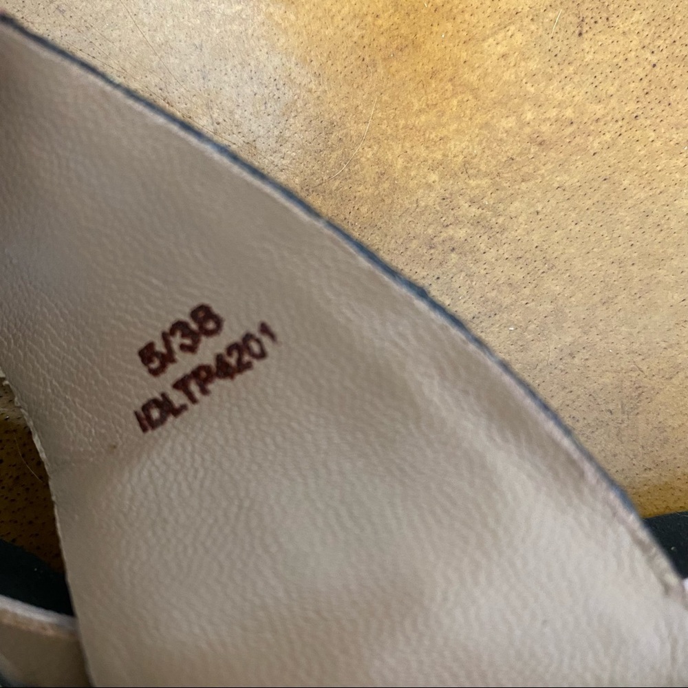 NWOT Pavers England Premium Leather Vegan Beaded Sequence Gold Flip Flop Sandals - Picture 5 of 5